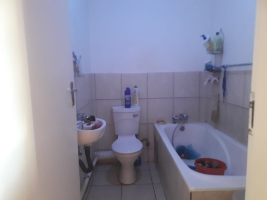 2 Bedroom Property for Sale in Rustenburg Central North West